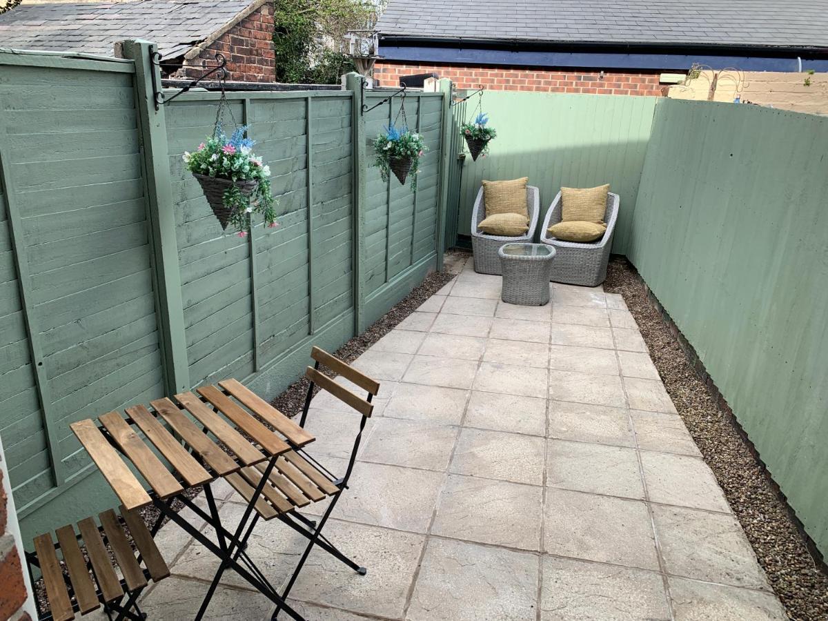 Contemporary & Chic Inner Terrace 5 Mins From Barnsley Town Centre Luaran gambar