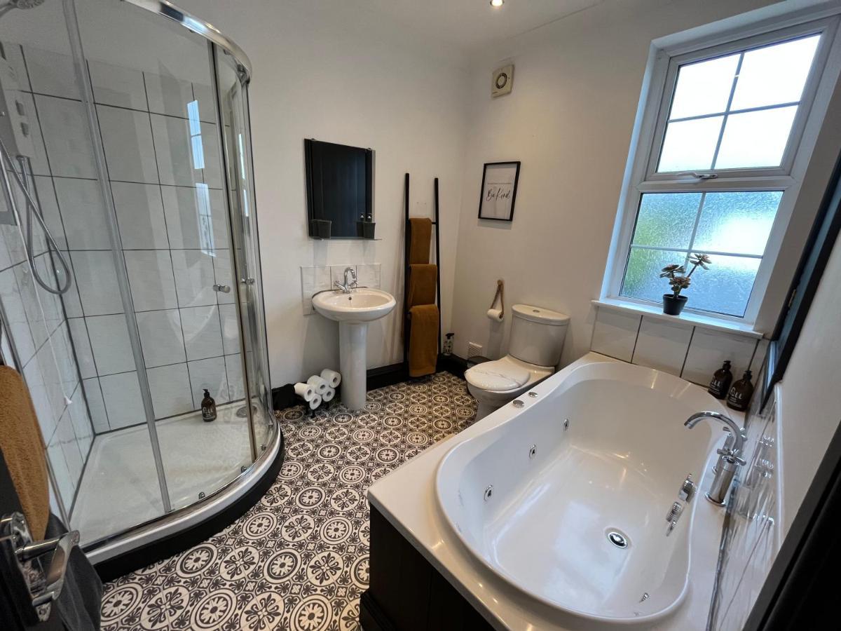Contemporary & Chic Inner Terrace 5 Mins From Barnsley Town Centre Luaran gambar